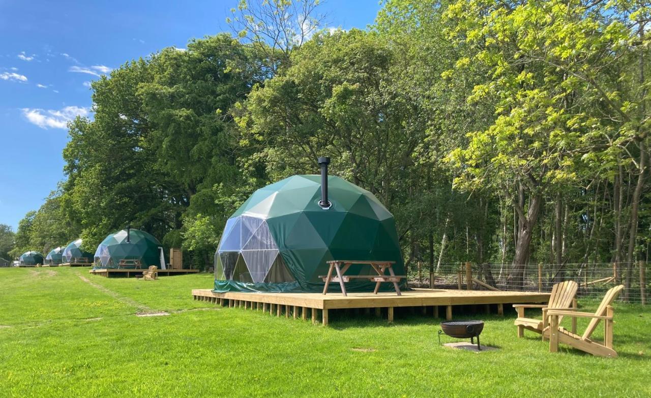 Camp Katur Glamping Hotel Carthorpe Exterior photo