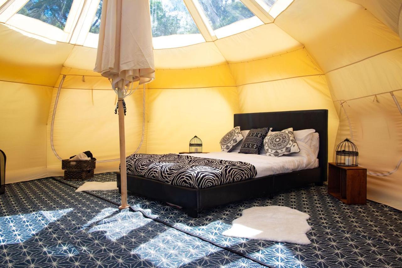 Camp Katur Glamping Hotel Carthorpe Exterior photo