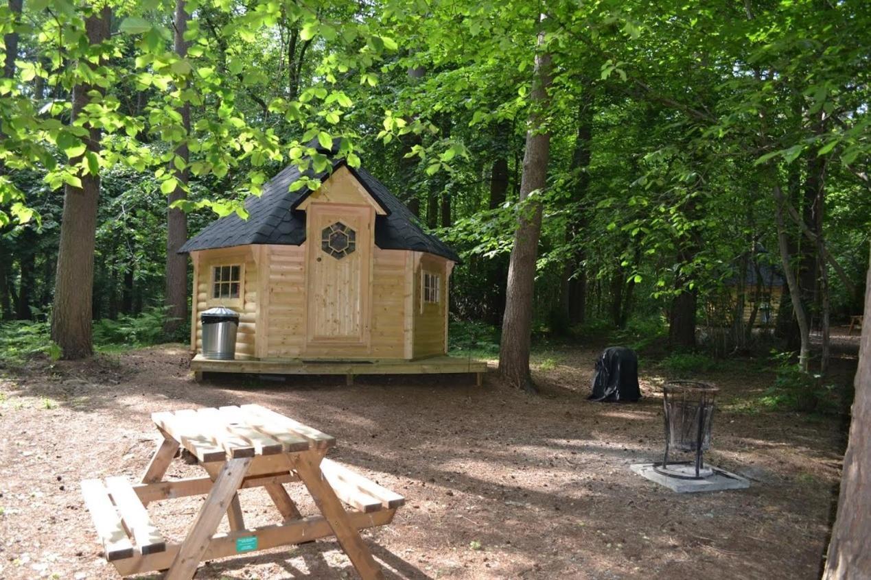 Camp Katur Glamping Hotel Carthorpe Exterior photo