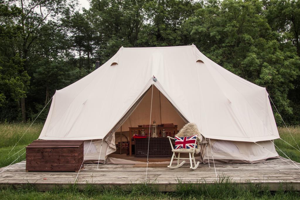 Camp Katur Glamping Hotel Carthorpe Exterior photo